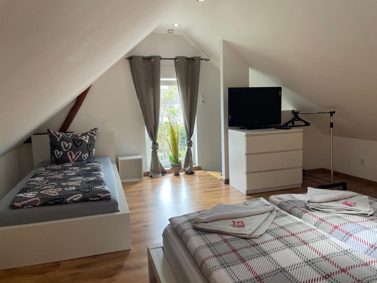 Nordstemmen Kleine Gemuetliche Einliegerwohnung Mit Garten Und Pool מראה חיצוני תמונה