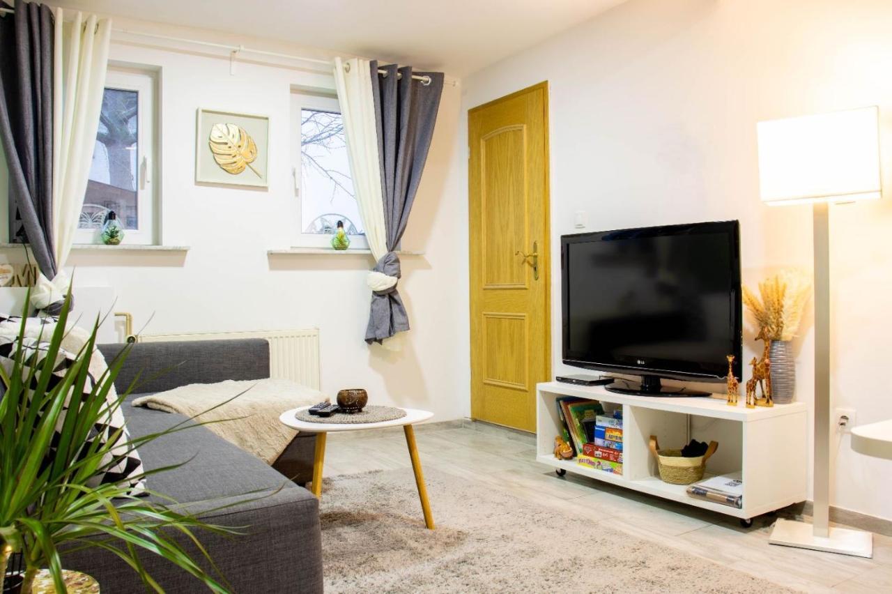 Nordstemmen Kleine Gemuetliche Einliegerwohnung Mit Garten Und Pool מראה חיצוני תמונה